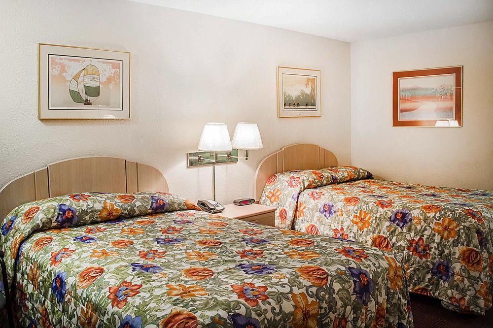Rodeway Inn Фіндлі Екстер'єр фото